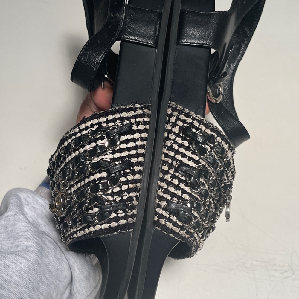 CHANEL Women's Black and White Embellished Sandals - Picture 6 of 10